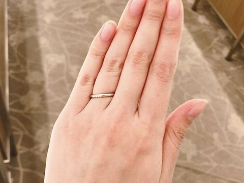 【ティファニー(Tiffany & Co.)の口コミ】 ティファニーのプラチナ3粒ダイヤの結婚指輪141,900円です。シンプルかつ…