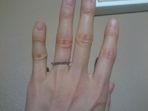 【ブシュロン(BOUCHERON)の口コミ】 結婚指輪は人と被らないデザインのものか、飽きの来なさそうなシンプルな…