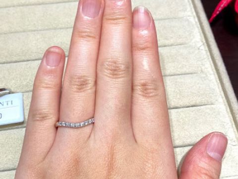 【TRECENTI(トレセンテ)の口コミ】 内側を削るのではなくプラチナを盛った甲丸リングで、着け心地の良さが抜…