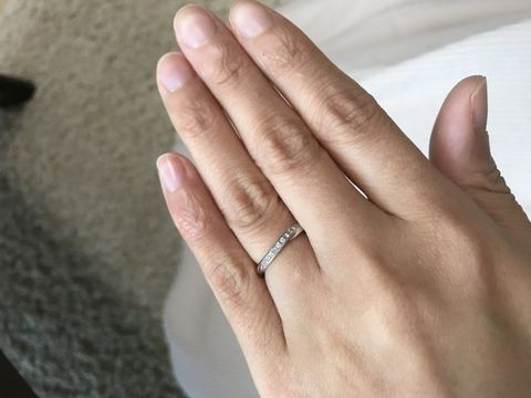 【銀座ダイヤモンドシライシの口コミ】 カタログを見たときから気になっていましたが、店頭で実際に見てほぼ即決…