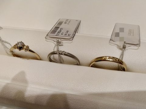 【AbHeri(アベリ)の口コミ】 無難なデザインや人と被るのが嫌な方、
アンティークやナチュラルな雰囲気…