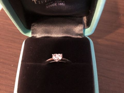【ティファニー(Tiffany & Co.)の口コミ】 昔からティファニーのブランドに憧れがありました。彼氏と店舗で指輪を選…