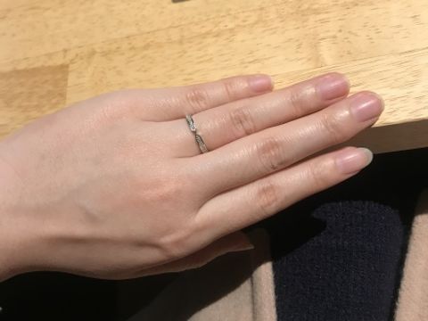 【BRIDIA(ブリディア)の口コミ】 初めて結婚指輪を見に行き、様々なタイプを着けていくなかで1番気に入った…