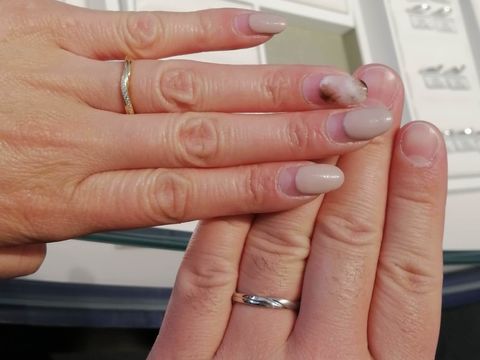 【銀座ダイヤモンドシライシの口コミ】 アフターサービスの充実度合いと品数の豊富さ。
この2つに重きを置いて探…