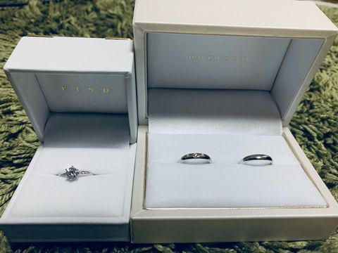 【宝寿堂(ほうじゅどう)の口コミ】 ブランド等には特にこだわりは無く、結婚指輪と婚約指輪を一緒につけられ…