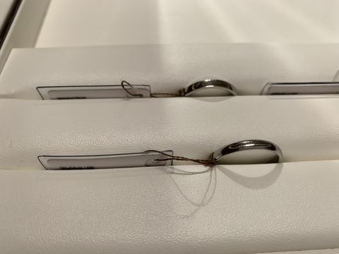 【杢目金屋(もくめがねや)の口コミ】 既製品とオーダーの指輪を色々と見せていただきました。既製品の方が若干…