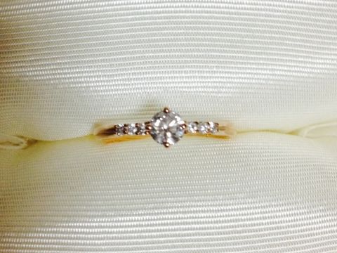 【ete(エテ)の口コミ】 彼が選んでくれました。私はお店へは指のサイズだけ測りに行き、プロポー…