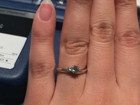 【銀座ダイヤモンドシライシの口コミ】 ダイヤモンドの高さがない、日常的に着けることを考えて作られているリン…