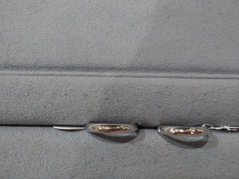 【宝寿堂(ほうじゅどう)の口コミ】 この指輪のデザインはリングの真ん中の高さが高くなっていて山があり、そ…