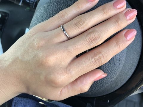 【銀座ダイヤモンドシライシの口コミ】 着け心地がよくてシンプルだったので選びました。アフターサービスの良さ…