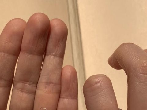 【TASAKI(タサキ)の口コミ】 小さなダイヤモンドが埋められたエタニティリングです。
ダイヤモンドがと…