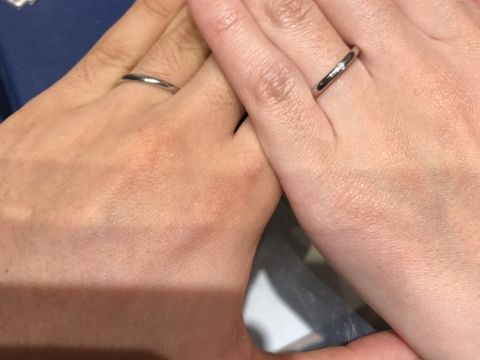 【銀座ダイヤモンドシライシの口コミ】 シンプルだけど、ダイヤも少しは付いているものを探していましたが、まさ…