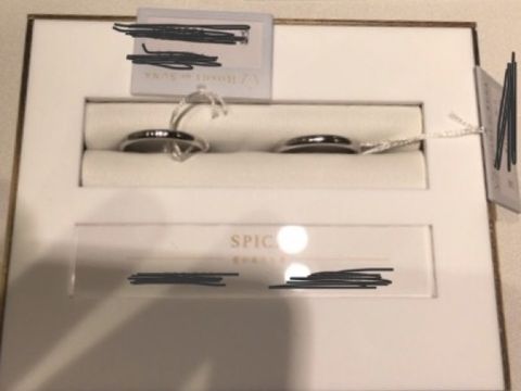 【HOSHI no SUNA 星の砂(ほしのすな)の口コミ】 シンプルなストレートにダイヤモンドが1石付いたデザインです。地金がふっ…