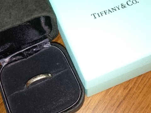 【ティファニー(Tiffany & Co.)の口コミ】 いかにも婚約指輪というようなものより、普段でもつけやすい、本当にシン…