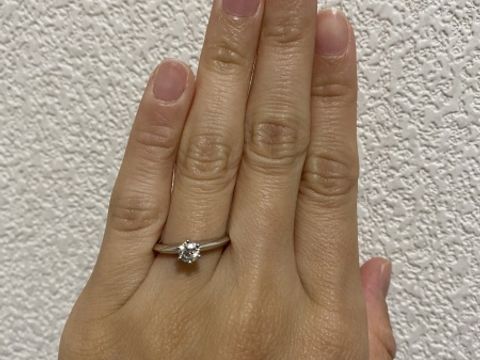 【ティファニー(Tiffany & Co.)の口コミ】 Tiffanyの何年も愛されているデザイン、
Tiffanyセッティングです。
王道…