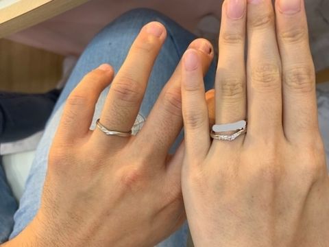 【Ginza Rim(銀座リム)の口コミ】 指輪の中心に一つのピンクのダイアモンドが入っているのがワンポイントに…