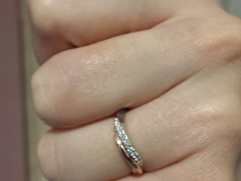 【アイプリモ(I-PRIMO)の口コミ】 もともと私がコンビのタイプでダイヤが入っていてカーブのもの希望だった…