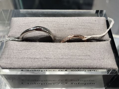 【Galopine & Galopin(ガロピーネガロパン)の口コミ】 シンプルなデザインですがねじりの入っている指輪なのでシンプルすぎない…