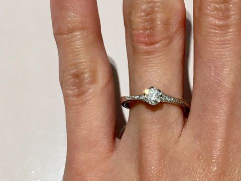 【TRECENTI(トレセンテ)の口コミ】 トレセンテオリジナルのフローラセッティングはダイヤモンドを留める爪が…