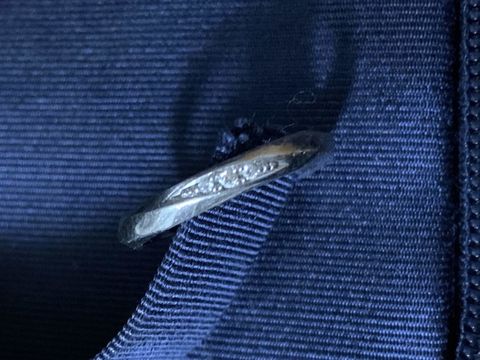 【アイプリモ(I-PRIMO)の口コミ】 平凡すぎず、華美すぎないシンプルなものを探していました。
こちらはひね…