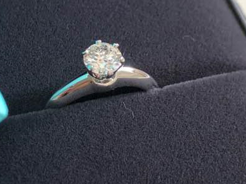 【ティファニー(Tiffany & Co.)の口コミ】 妻（当時彼女）が普段から好きなブランドだなぁと言っていたことが一番の…