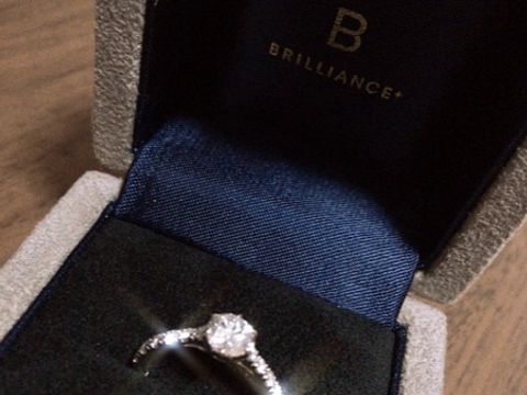 【BRILLIANCE+(ブリリアンスプラス)の口コミ】 ダイヤモンドの大きさにこだわって、良い大きさのダイヤモンドが見つかり…