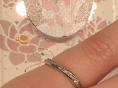 【BIJOUPIKO(ビジュピコ)の口コミ】 ディズニーデザインの結婚指輪です。夫婦ともに大好きなアラジンデザイン…