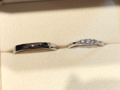 【TANZO.(鍛造指輪)の口コミ】 最初は他のお店にあるデザインの中から選ぼうと思っていましたが、
一生つ…