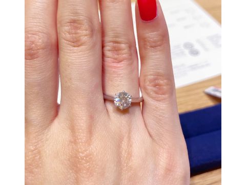 【Princess Bijou(プリンセス・ビジュー)の口コミ】 プリンセスビジューのシンデレラはHPで見て試着したいと思っていたリング…