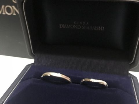 【銀座ダイヤモンドシライシの口コミ】 デザインは種類が豊富でよかったです。それぞれが気に入ったデザインがあ…