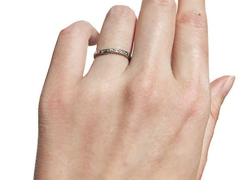 【俄(にわか)の口コミ】 俄のサイトを見て、木洩日・せせらぎのセットリングにしようとある程度心…