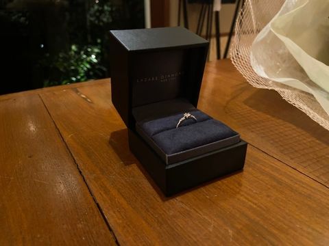 【ラザール ダイヤモンド(LAZARE DIAMOND)の口コミ】 旦那さんが、何店舗かお店を周り選んでくれたとのことでしたが、シンプル…