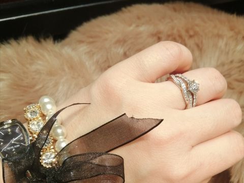 【ラザール ダイヤモンド(LAZARE DIAMOND)の口コミ】 どのデザインもかわいくて、たくさん試着させてもらって、いい意味で迷い…