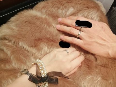 【ラザール ダイヤモンド(LAZARE DIAMOND)の口コミ】 指輪のデザインが男性のはカッコよくて、女性のは真ん中にダイヤモンドが…