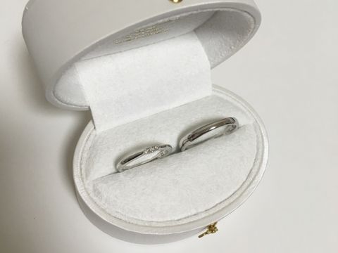 【Foulason(フレゾン)の口コミ】 価格の良さとデザイン性です。婚約指輪と
同じブランドにしましたが、種類…