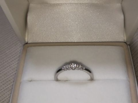 【ウィスプ(WISP)の口コミ】 会社につけていきたかったので、控えめで上品なデザインだったのが購入の…