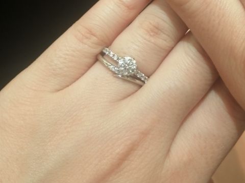 【アイプリモ(I-PRIMO)の口コミ】 デザインは、可愛らしいものが多く、とっても低価格でお安い印象です。つ…