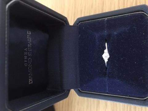 【銀座ダイヤモンドシライシの口コミ】 指のサイズがやや小さいので、あまり派手になりすぎないデザインを探して…