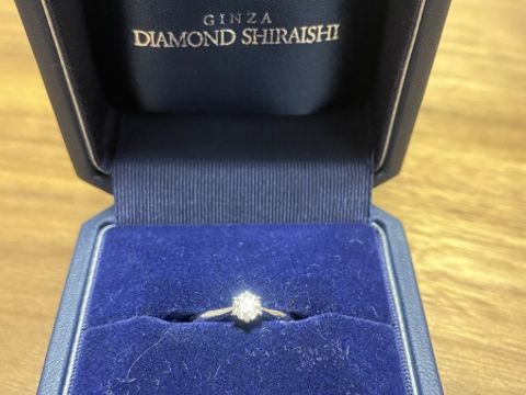 【銀座ダイヤモンドシライシの口コミ】 これと言った決め手はありませんでした（笑）
というのも指輪を購入しよう…