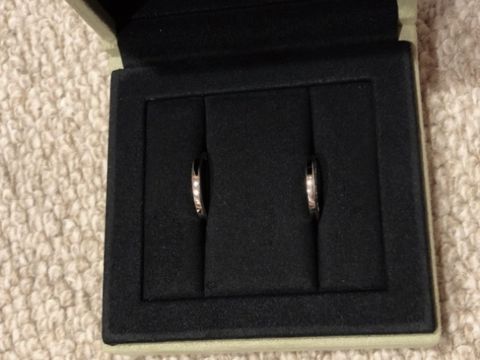【ヴァン クリーフ＆アーペル(Van Cleef & Arpels)の口コミ】 彼女のリクエストとしてあったザ•結婚指輪というようなシンプルなデ…