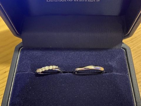【銀座ダイヤモンドシライシの口コミ】 デザインが本当に一目惚れでした。7石と3石で本当に本当に悩みましたがど…