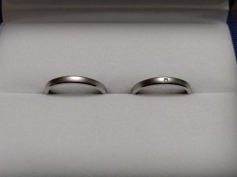 【Ptau(ピトー)の口コミ】 リバースマットのシンプルで落ち着いた雰囲気、つけ心地に惹かれて選びま…