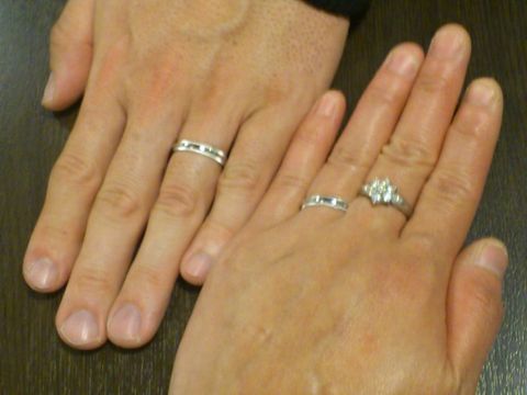 【ティファニー(Tiffany & Co.)の口コミ】 もともと指が太く、色黒なので、金色のリングが似合わず、プラチナで探し…