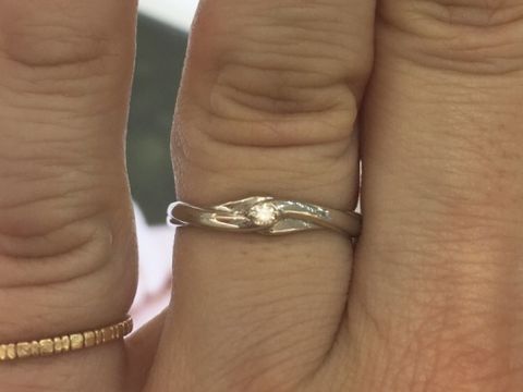 【STAR JEWELRY(スタージュエリー)の口コミ】 ネットで見かけて気に入り、四国から海を渡って岡山まで試着しに行きまし…