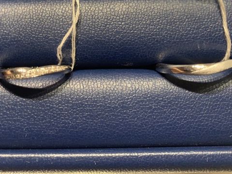 【銀座ダイヤモンドシライシの口コミ】 緩やかなウェーブ、またデザインコンセプトでもある宝石箱のような星空を…