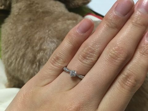 【TASAKI(タサキ)の口コミ】 婚約指輪でも、普段使いできるようにしたかったので、華奢なデザインを探…