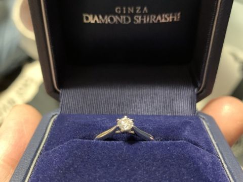 【銀座ダイヤモンドシライシの口コミ】 お店の方にいろいろと相談したところ、ダイヤモンドを自分(彼氏)が選んで…