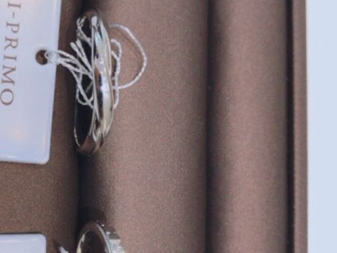 【アイプリモ(I-PRIMO)の口コミ】 女性物のアリアドネはティアラをイメージした形で、女性が夢見るまさに可…