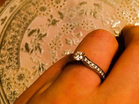 【カルティエ(Cartier)の口コミ】 私は指が太くて短いので、なるべく指まわりを華やかにみせられるように、…