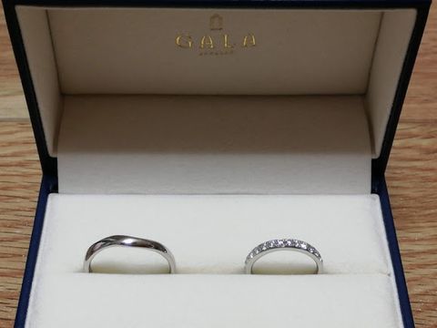 【GALA JEWELRY(ガラジュエリー)の口コミ】 いろいろなお店を見た結果、ラインもデザインもシンプルですが、ダイヤが…